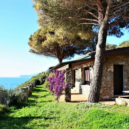 Erste Βίλα Capoliveri (Isola d'Elba)