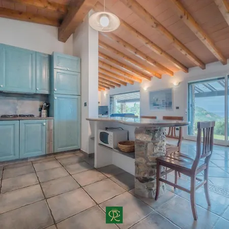 Erste Βίλα Capoliveri (Isola d'Elba)