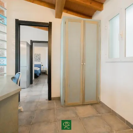 ヴィラ Erste カポリーヴェリ